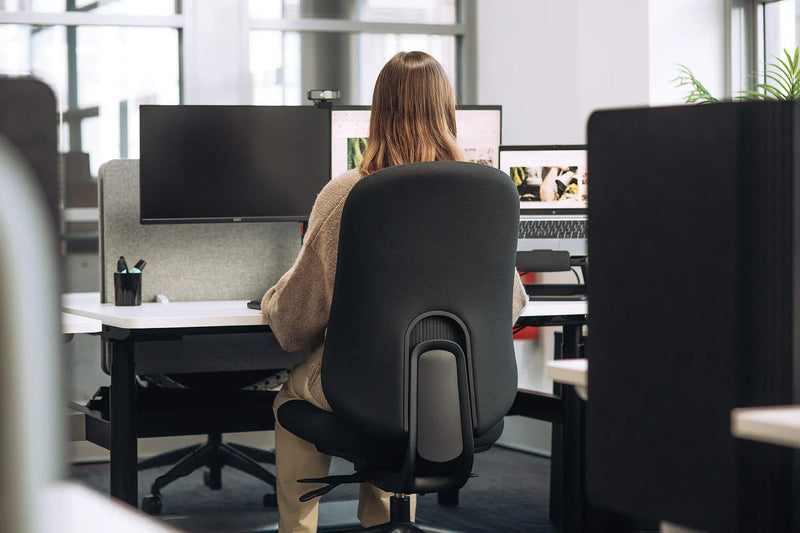 Load image into Gallery viewer, Buro Quantum Chair - Back Upholstered
