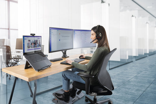 Kensington SmartFit EQ Easy Riser Cooling Laptop Stand