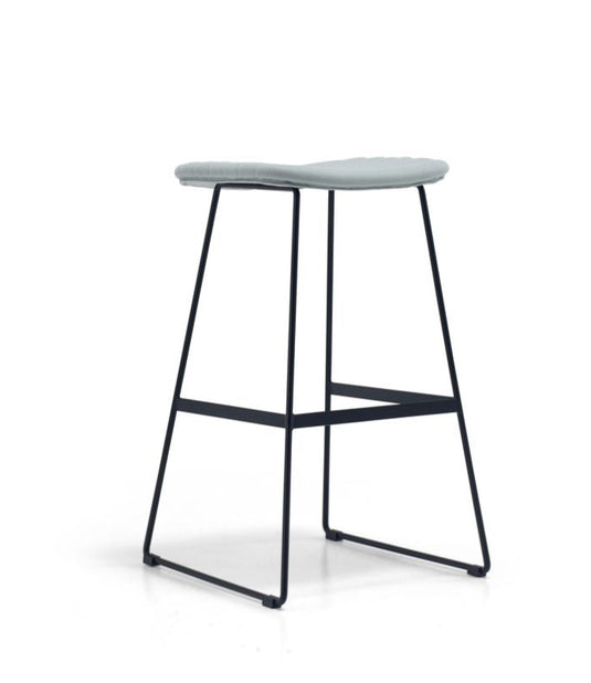 Mobel Maven Bar Stool