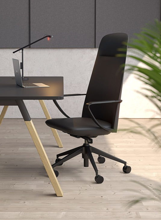 Knight Aero Executive Chair