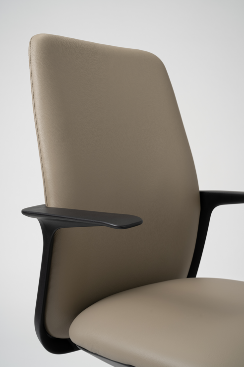 Load image into Gallery viewer, Eden Arcade Chair
