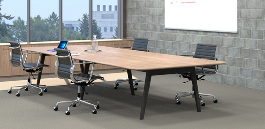 Accent Oslo Board Table