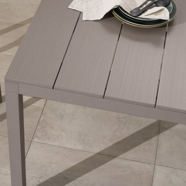 Load image into Gallery viewer, Nardi Rio Aluminium Extendable Outdoor Table 140-210

