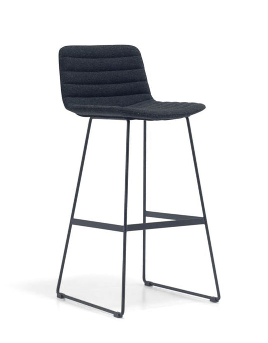 Mobel Maven Bar Stool